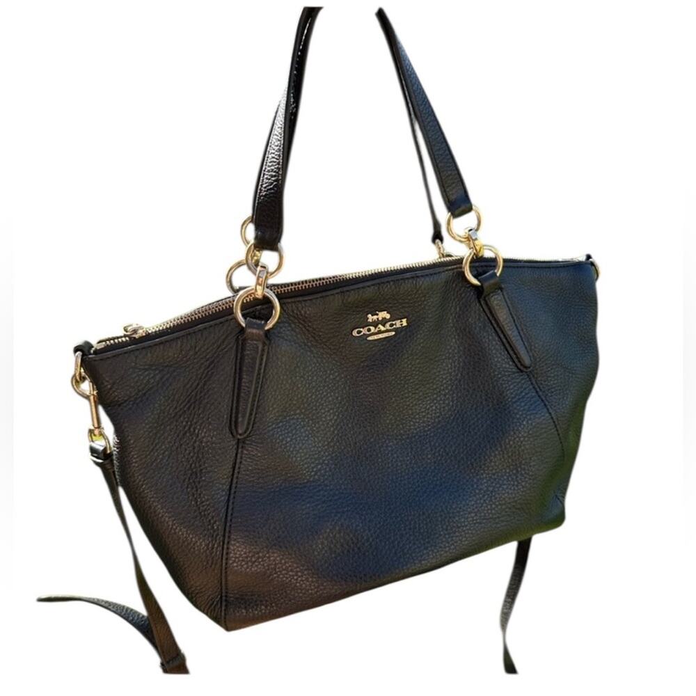 Coach Kelsey Satchel Crossbody Black Leather Handbag -see pics, sm tear @ zipper